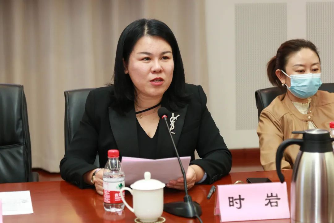 “党建引领 法治建功 基层法律援助工作的挑战”座谈交流会日前开展6 10.27.jpg