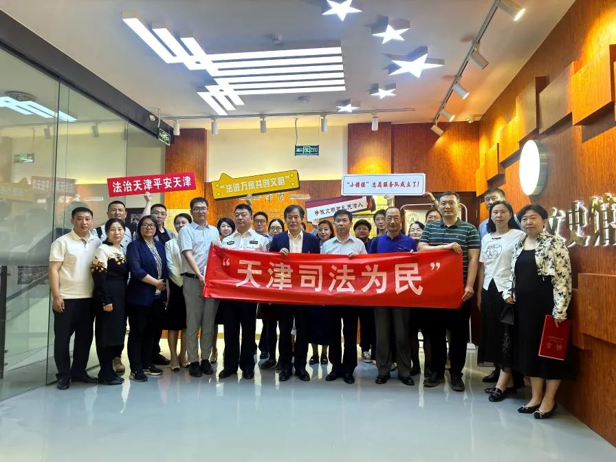 2c7d3efc7887aecc6cc79f5be95254d.jpg